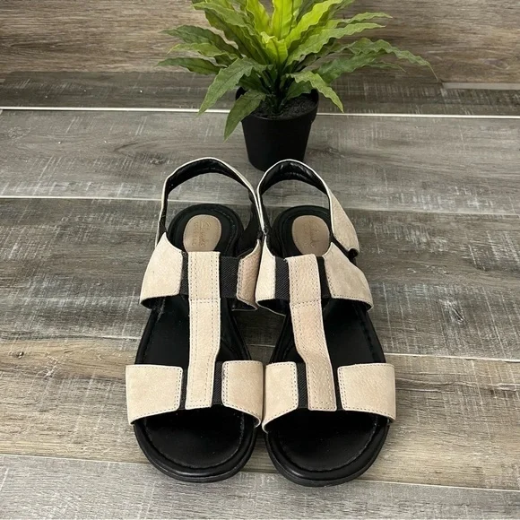 CLARKS Reid Delmar Nubuck Light Tan Leather Sandal Size 9 - Picture 4 of 9